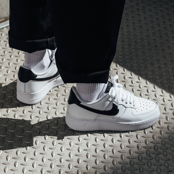 Giày Nike Wmns Air Force 1 '07 'White Black' 315115-152 - Ảnh 3
