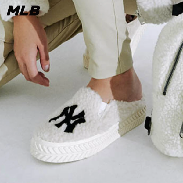 Giày MLB Playball Fleece Mule New York Yankees 'Pink' 3AMUUD216-50CRS - Ảnh 4