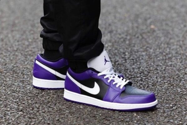 Giày Nike Air Jordan 1 Low GS 'Black Court Purple' 553560-501 - Ảnh 4