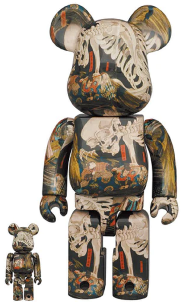 Mo Hinh Bearbrick 100% + 400% 'The Haunted Old Palace At Soma' 97843-UTK-0104