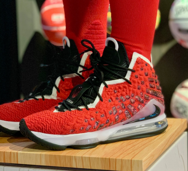 Giày Nike LeBron 17 'Air Max Uptempo' BQ3177-601 - Ảnh 3