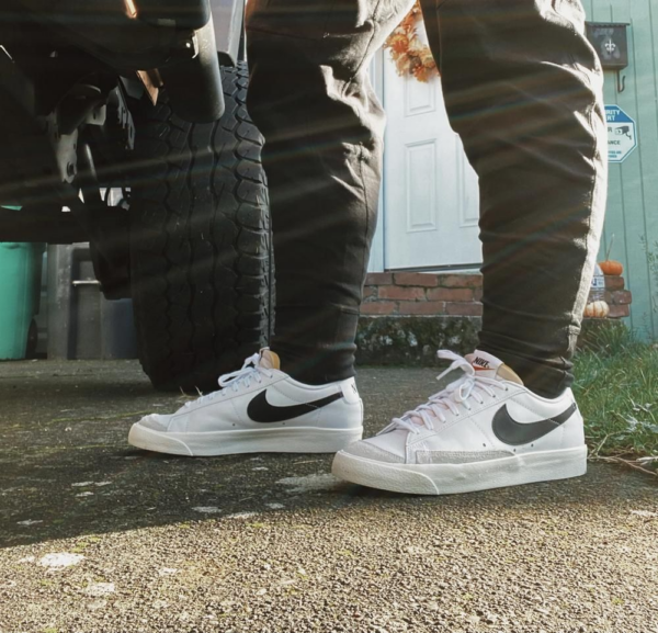 Giày Nike Blazer Low 77 GS 'White Midnight Navy' DA4074-100 - Ảnh 3