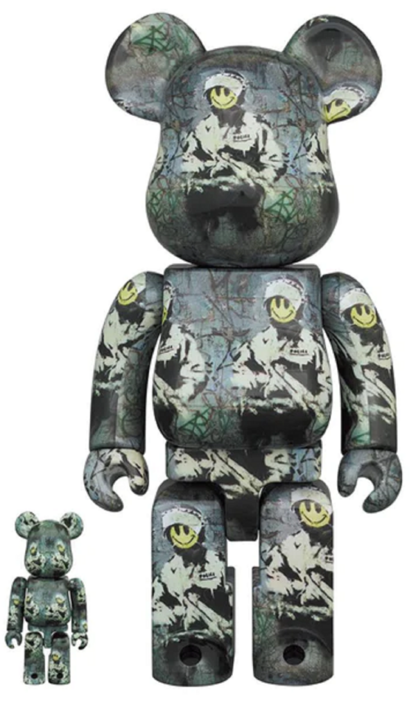 Mo Hinh Brandalism Bearbrick 100% + 400% 'Riot Cop' 99253-RCP-0104