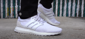 Alternative view of Giày Adidas UltraBoost 4.0 DNA 'White Silver Metallic' G55461