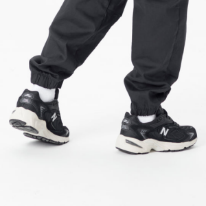 Giay New Balance 725 'Black White' ML725V