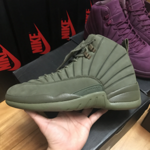 Alternative view of Giày Nike PSNY x Air Jordan 12 Retro 'Milan' AA1233-200