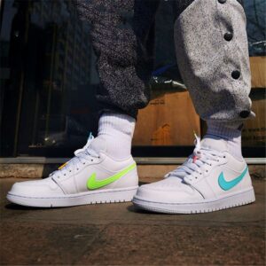 Alternative view of Giày Nike Air Jordan 1 Low White Multi-Color Swoosh CW7033-100