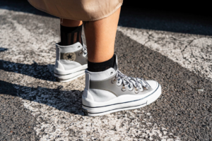 Giay Converse Chuck 70 Utility 'Grey' A02130C