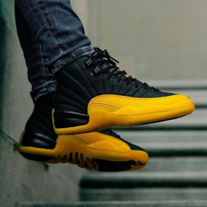 Alternative view of Giày Nike Air Jordan 12 Retro 'University Gold' 130690-070