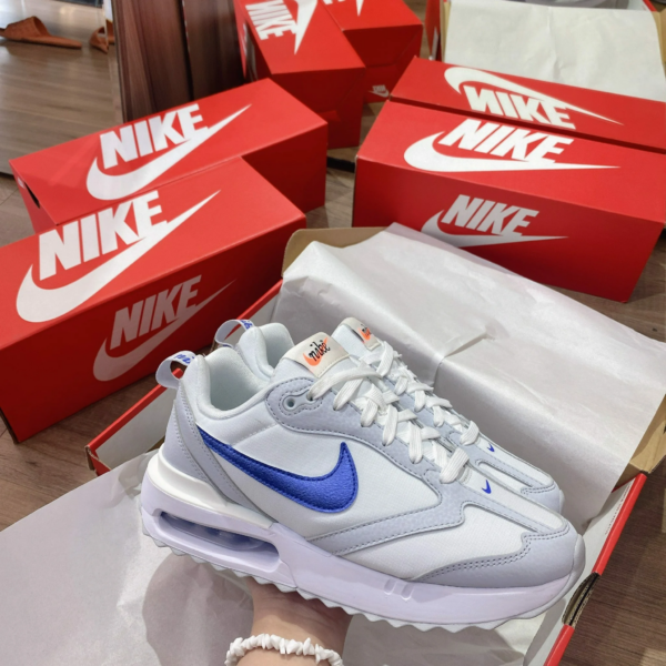 Giày Nike Air Max Dawn 'White Medium Blue' DR2395-100 - Ảnh 4