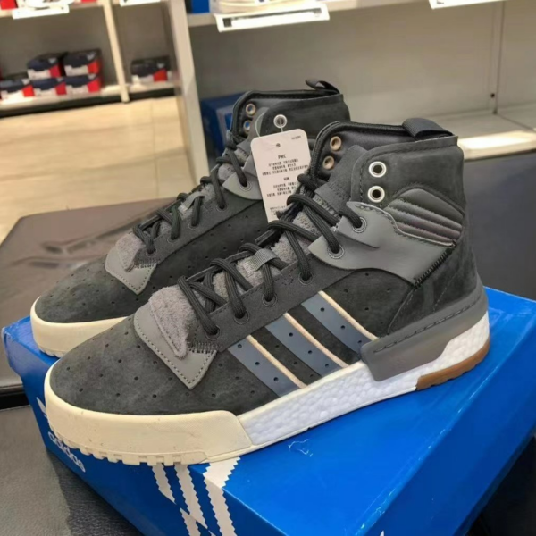 Giày Adidas Rivalry RM Chi Boost Core Black Gray EE4982 - Ảnh 4