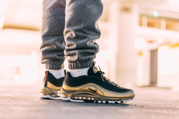 Giày Nike Air Max 97 QS B Sides 'Metallic Gold' AT5458-002 - Ảnh 2