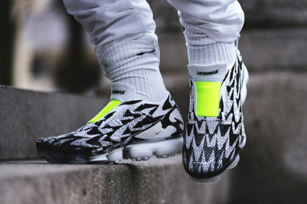 Giày Nike Air VaporMax Moc 2 'Acronym Light Bone' AQ0996-001 - Ảnh 4