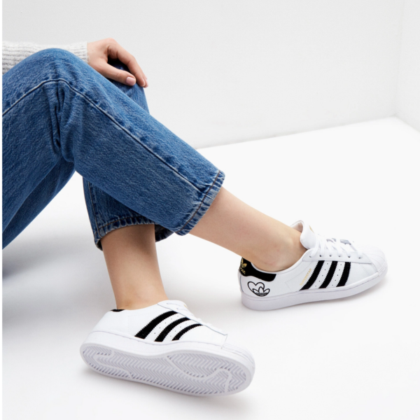 Giày Adidas Wmns Superstar 'Heart Logo White' FY4755 - Ảnh 2