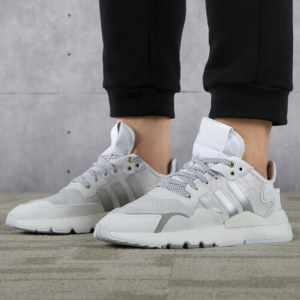 Alternative view of Giày Adidas Nite Jogger Cloud White Metallic Silver FW6145