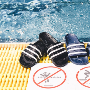 Alternative view of Dép Adidas Adilette Slides 'Black' 280647