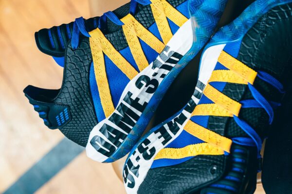 Giày Adidas Dame 6 Stone Cold Steve Austin FU9447 - Ảnh 3