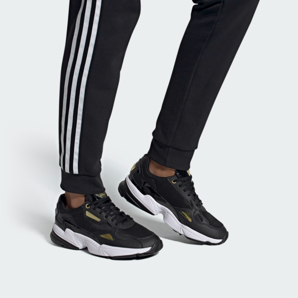 Giày Adidas Wmns Falcon 'Black' EF4988 - Ảnh 4