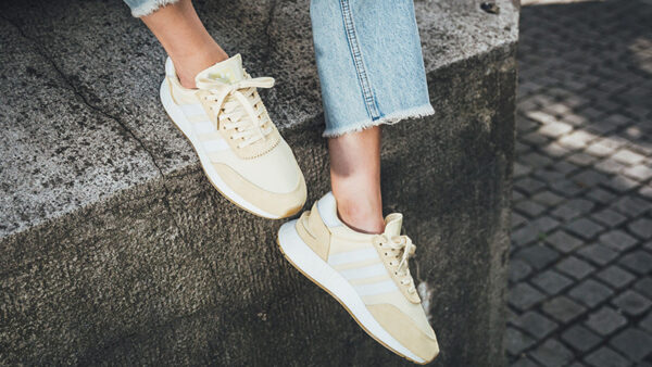 Giày Adidas W I-5923 'Clear Yellow' B37972 - Ảnh 2