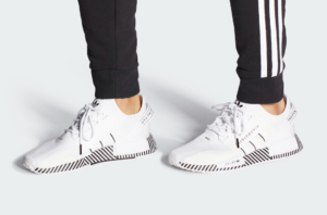 Alternative view of Giày Adidas NMD R1 V2 J Dazzle Pack Cloud White FY2108