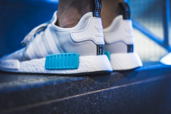 Giày Adidas NMD R1 'Cyan Blue' S80207 - Ảnh 4