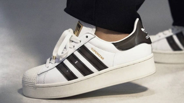 Giày Adidas Superstar 'Bold White Brown' FV3356 - Ảnh 2