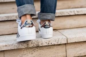 Giay Adidas Superstar 'White Savanna' GV9698