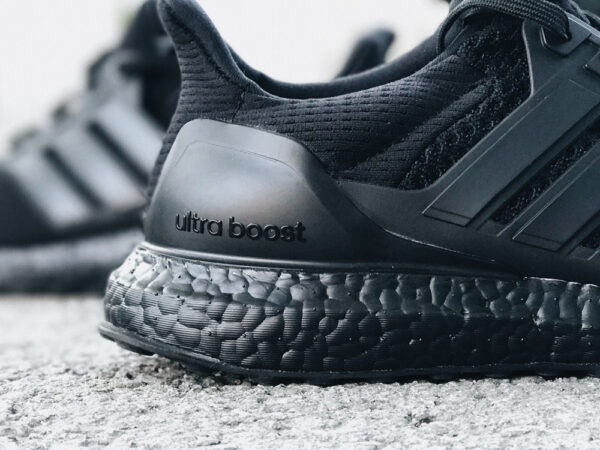 Giày Adidas UltraBoost 1.0 Limited 'Triple Black' BB4677 - Ảnh 5