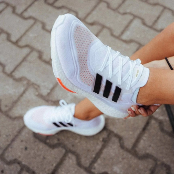 Giay Adidas Ultraboost 21 'Solar Red' S23840