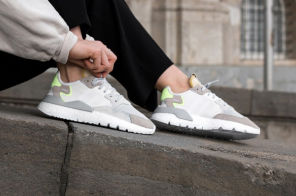 Giày Adidas Wmns Nite Jogger 'Off White Yellow' CG6098 - Ảnh 5