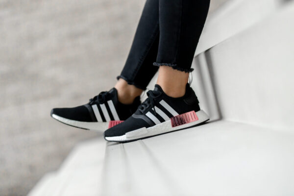 Giày Adidas Wmns NMD_R1 'Black Hazy Rose' FY3771 - Ảnh 3