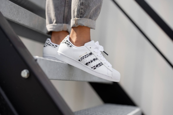 Giày Adidas Wmns Superstar 'Animal Print' FV3452 - Ảnh 6