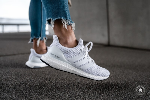 Giày Adidas UltraBoost 4.0 'Triple White' BB6308 - Ảnh 9