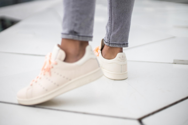 Giay Adidas Pharrell Williams x Stan Smith 'Cream' FX8003