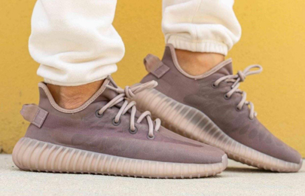 Giày Adidas Yeezy Boost 350 V2 Mono Mist GW2871 - Ảnh 2