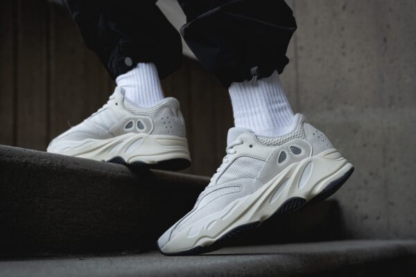 Giày Adidas Yeezy Boost 700 'Analog' EG7596 - Ảnh 2