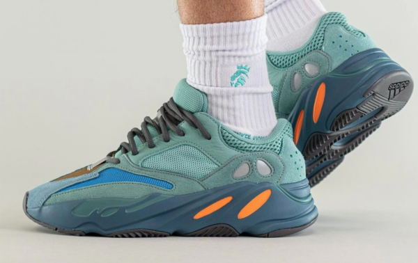 Giày Adidas Yeezy Boost 700 'Faded Azure' GZ2002 - Ảnh 2