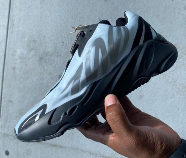 Giày Adidas Yeezy Boost 700 MNVN 'Blue Tint' GZ0711 - Ảnh 2