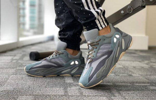 Giày Adidas Yeezy Boost 700 'Teal Blue' FW2499 - Ảnh 6