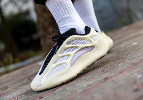 Giày Adidas Yeezy 700 V3 Azael FW4980 - Ảnh 4