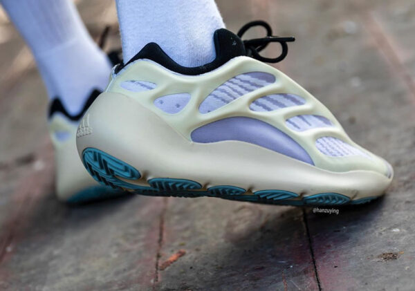 Giày Adidas Yeezy 700 V3 Azael FW4980 - Ảnh 5