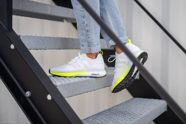 Giày Adidas ZX 2K Boost 'White Solar Yellow' FW0480 - Ảnh 4