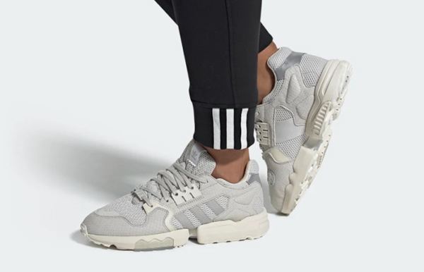 Giay Adidas ZX Torsion 'Grey Silver Metallic' EE7777