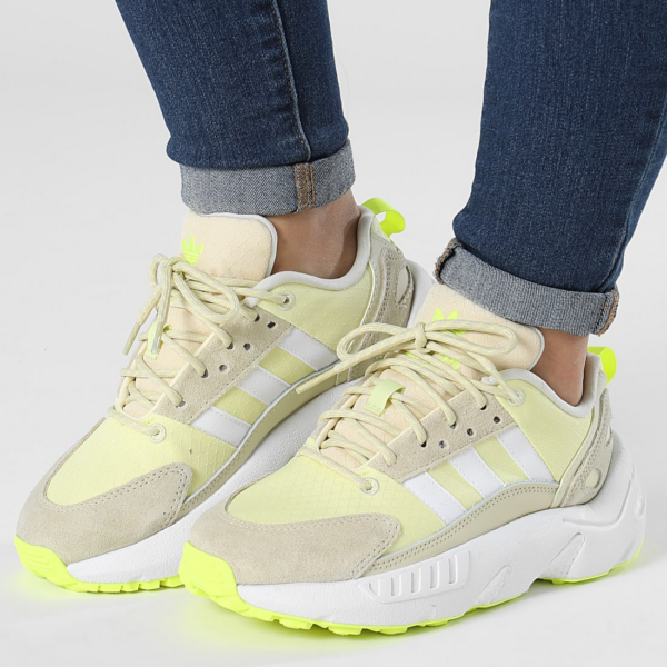 Giay Adidas ZX 22 Boost 'Sand Yellow Tint' GW8317