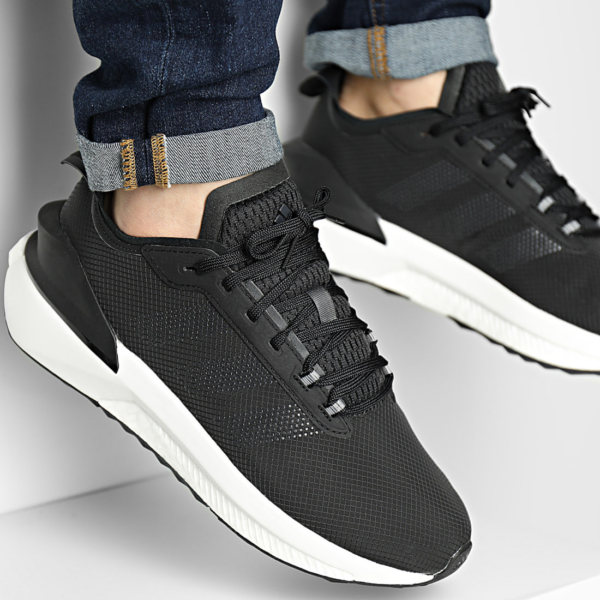 Giay Adidas Avryn 'Black' HP5968