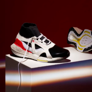 Alternative view of Giày Adidas Stella McCartney x Wmns UltraBoost 21 'White Black' FZ3044