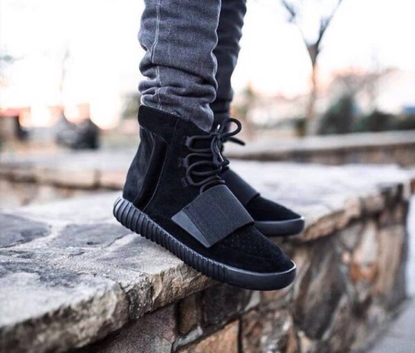 Giày Adidas Yeezy Boost 750 'Triple Black' BB1839 - Ảnh 5