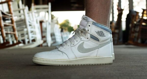 Giày Nike Air Jordan 1 Retro High 85 OG 'Neutral Grey' BQ4422-100 - Ảnh 2