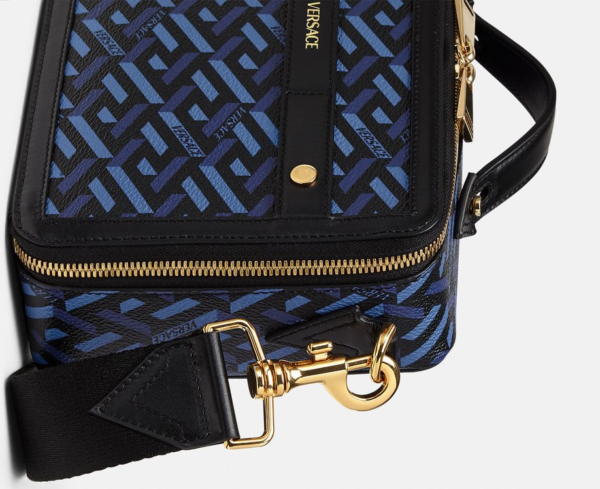 Túi Versace La Greca Signature Messenger Black BLue 1001769-1A01444-5U18V - Ảnh 5