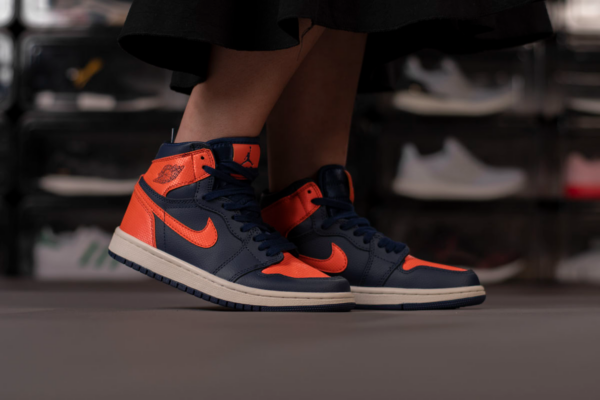 Giày Nike Wmns Air Jordan 1 Retro High 'Blue Void' AH7389-408 - Ảnh 2